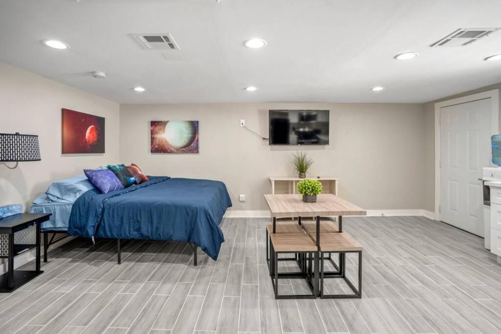הוילה יוסטון Cosmic Studio At North Downtown מראה חיצוני תמונה